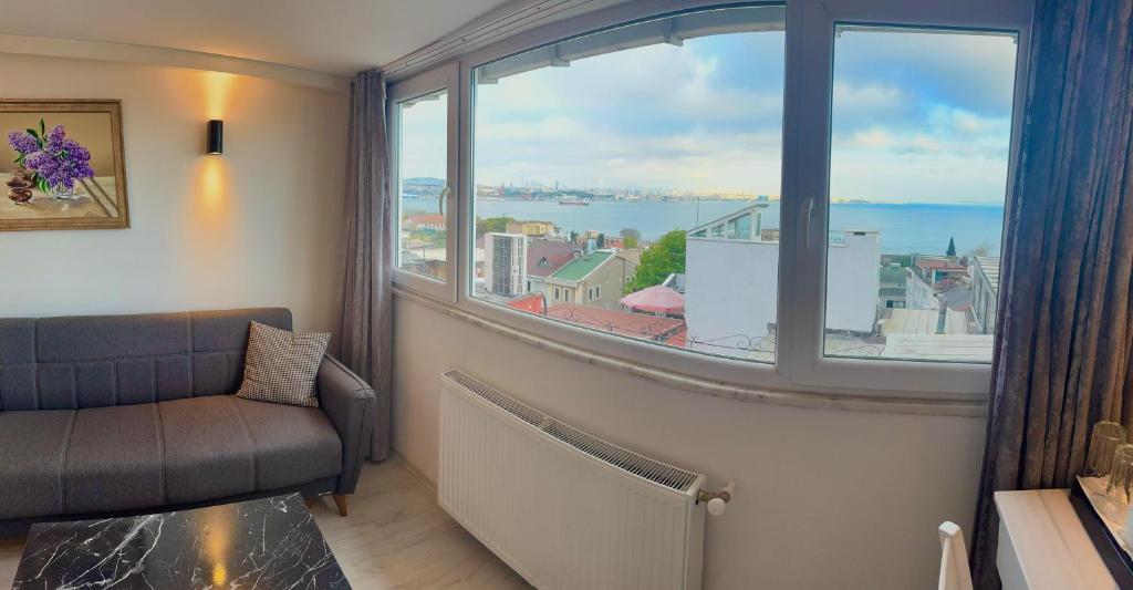 Double Rooms 8